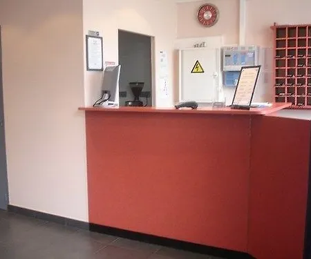 Moderne Hotel Nanterre