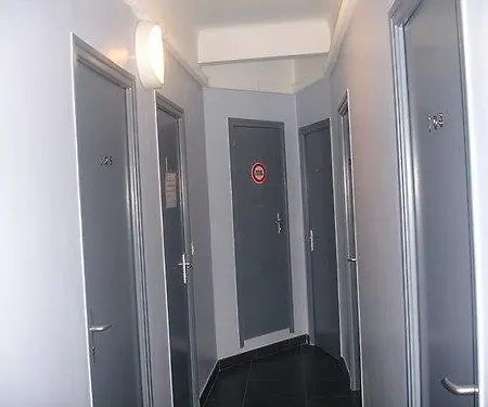 Moderne Hotel Nanterre